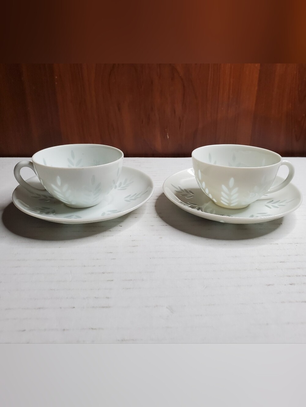 Vintage Arabia Finland Rice Grain Demitasse Cups & Saucers - Set of 2